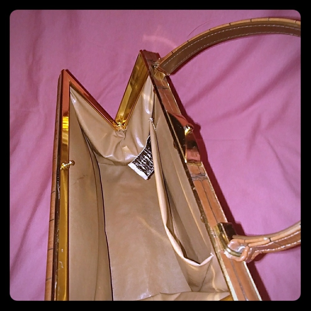 Four vintage purses